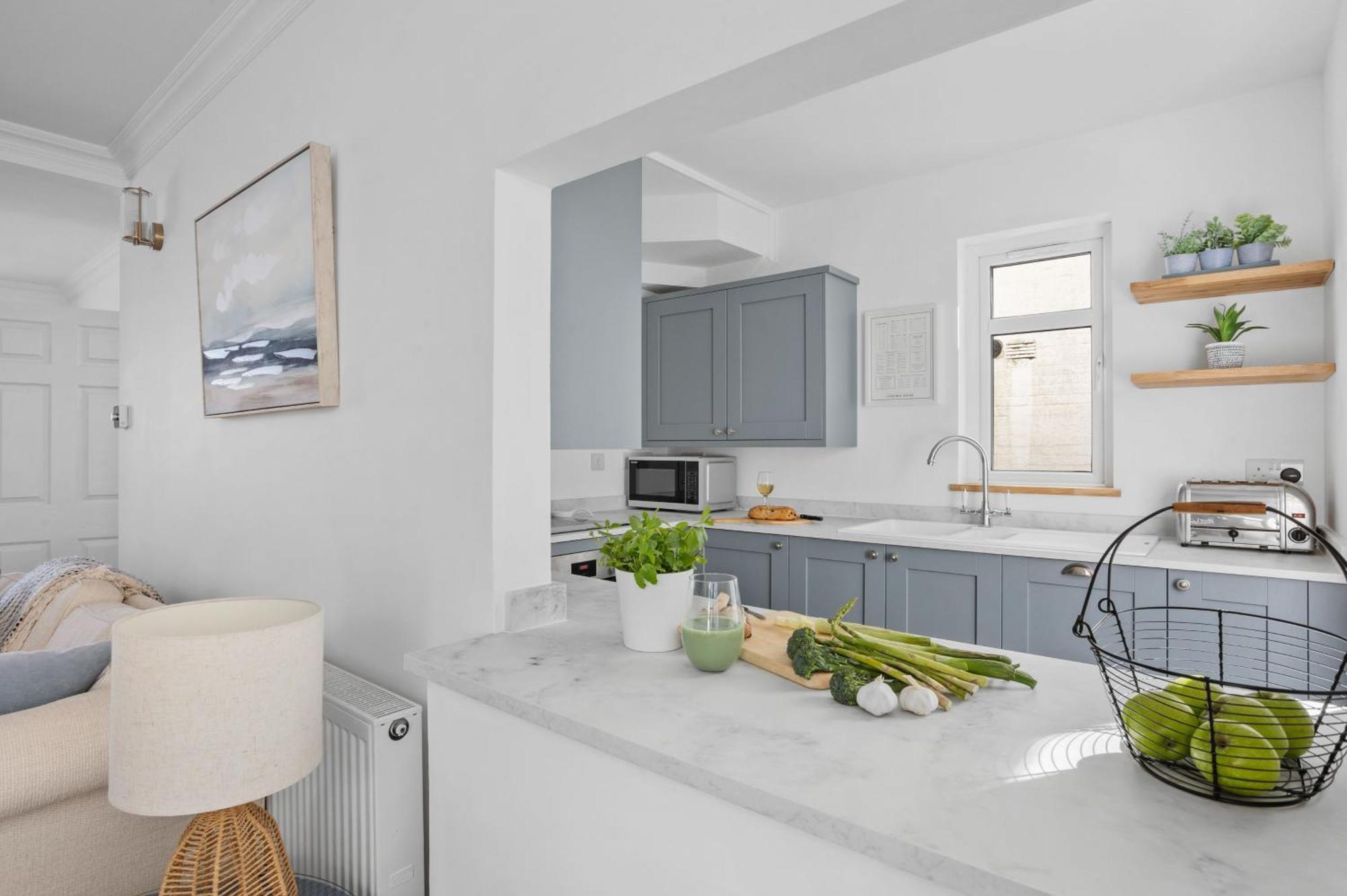 Uphigh - Elevated Family Home With Stunning River Views ดาร์ตมัธ ภายนอก รูปภาพ